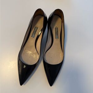 Prada black saffiano leather kitten heels 39